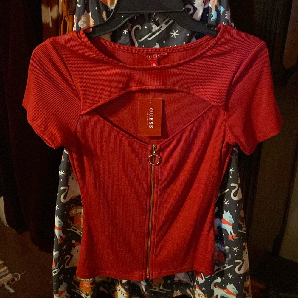 Guess Top